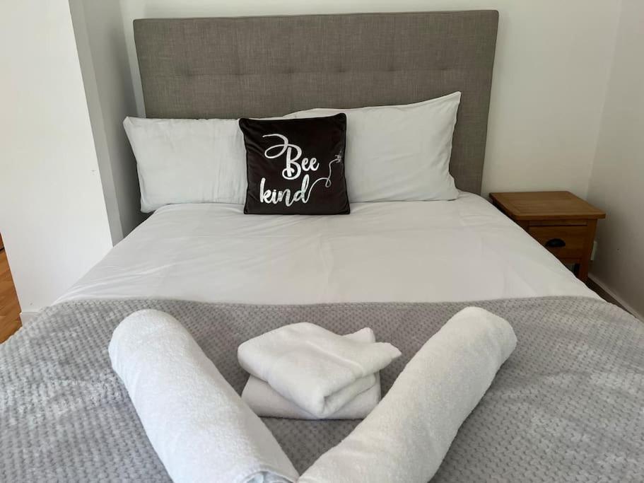 Entire Flat In Euston-kings Cross * London